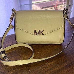 Michael Kors Crossbody Bag